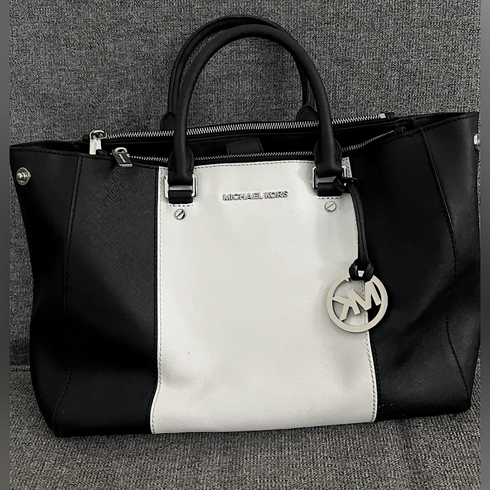 Michael Kors Black and White Saffiano Medium Handbag